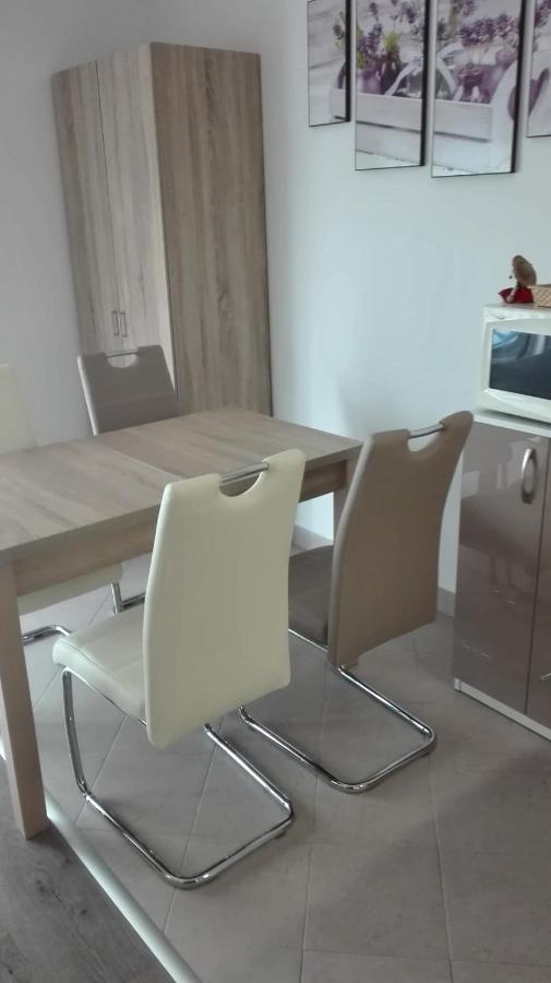 Lavender Apartment Heviz Ngoại thất bức ảnh